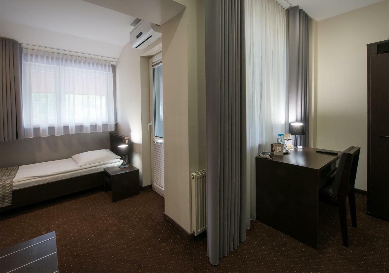Hotel Capitol Biała Podlaska Eksteriør billede